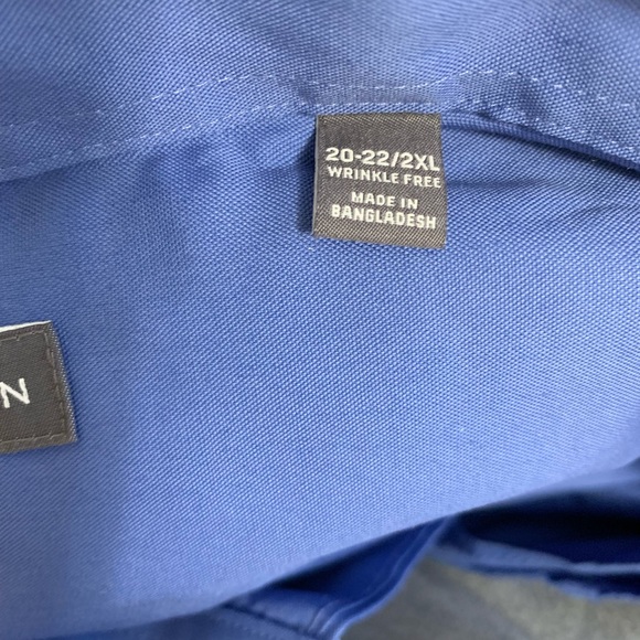 Van Heusen Ladies Wrinkle Resistant Oxford Shirt - Picture 3 of 8